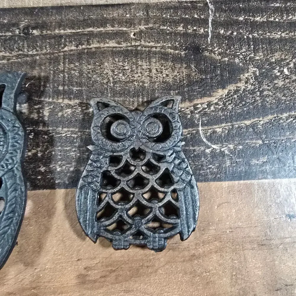 Retro Farmhouse Owl Trivets - Black Cast Iron - Set of 2